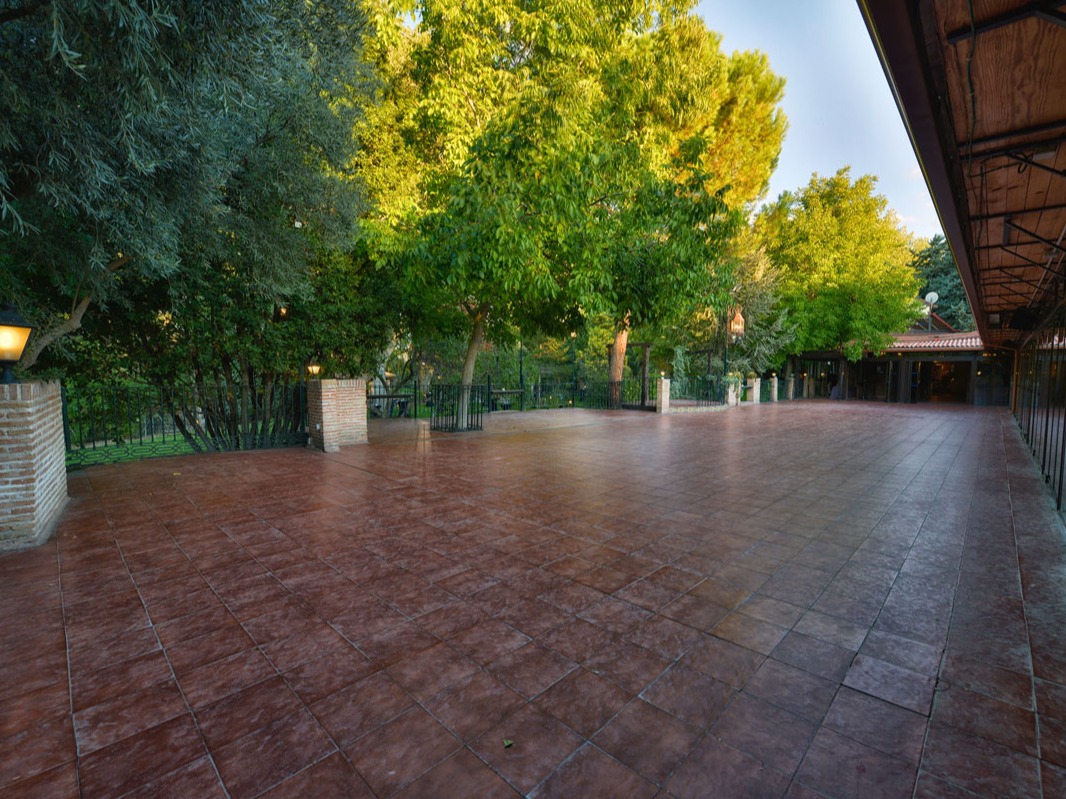 finca-para-bodas-en-madrid-jardin-el-botero