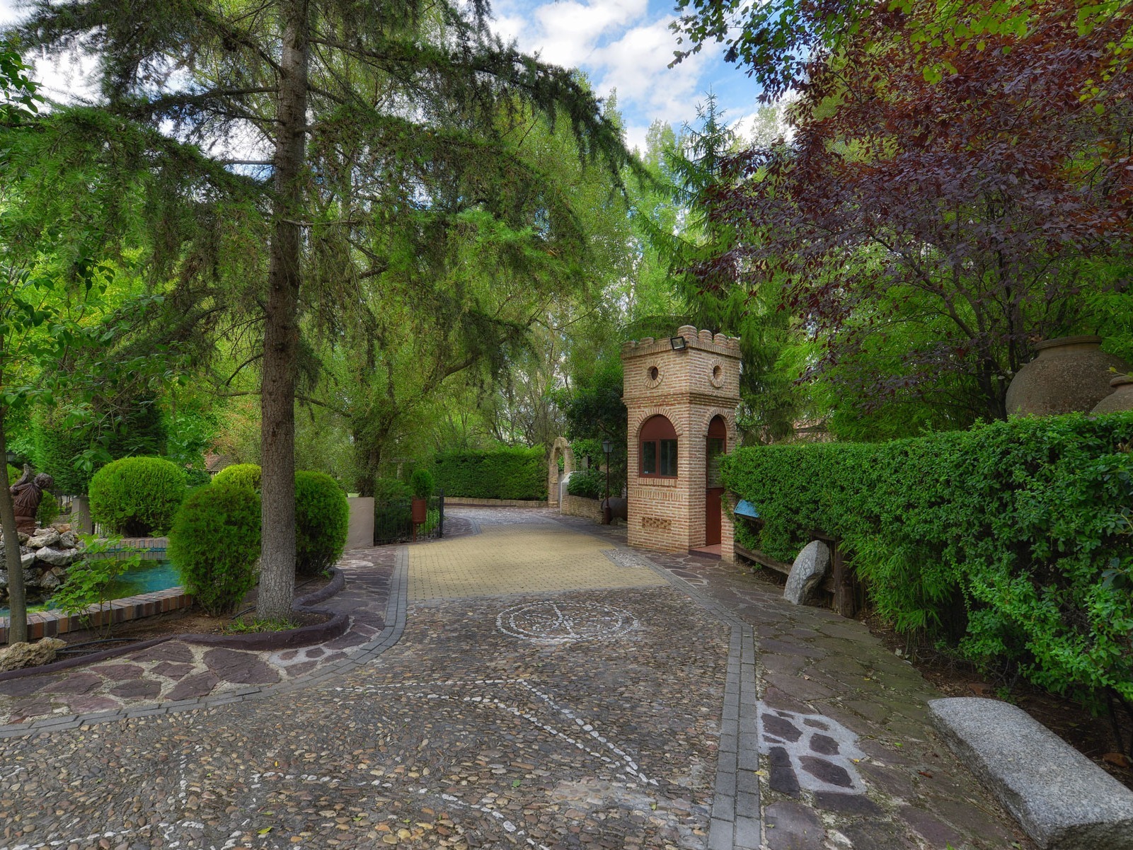 finca-para-bodas-en-madrid-jardin-el-botero
